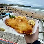 Penthouse Newquay, 2 Min From Clubs And Beach
